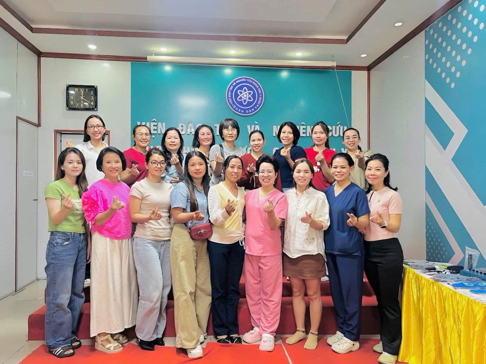 Lớp Giải phẫu học tại Viện Y học cổ truyền Quân dân y